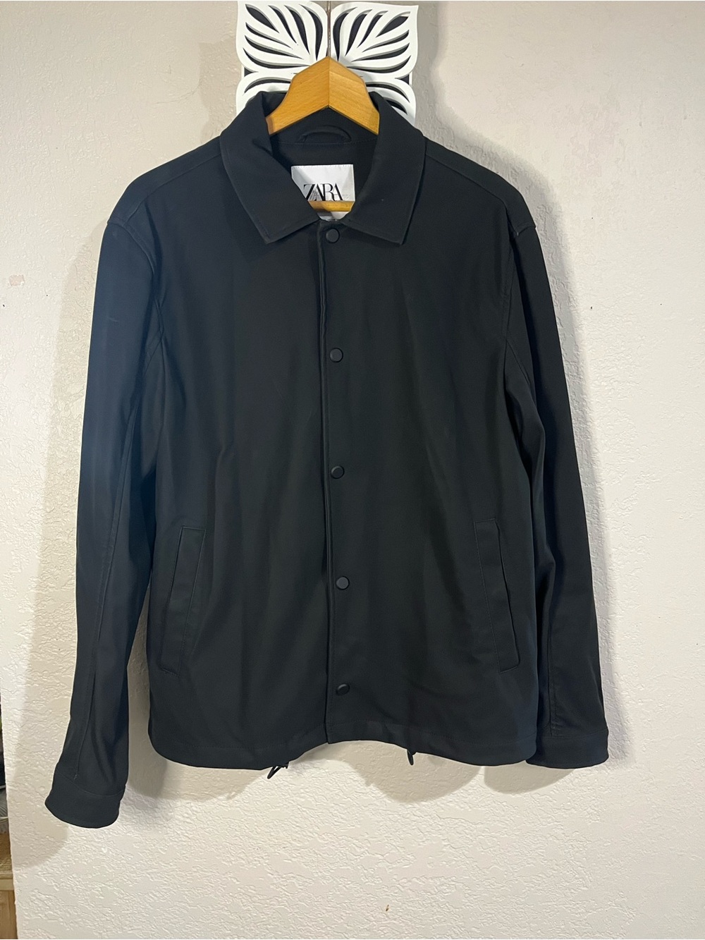 Zara Black Lightweight Button-Front Shirt Jacket